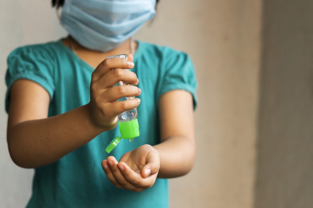 dinkes gresik peringatkan para orang tua bahaya virus polio pada anak